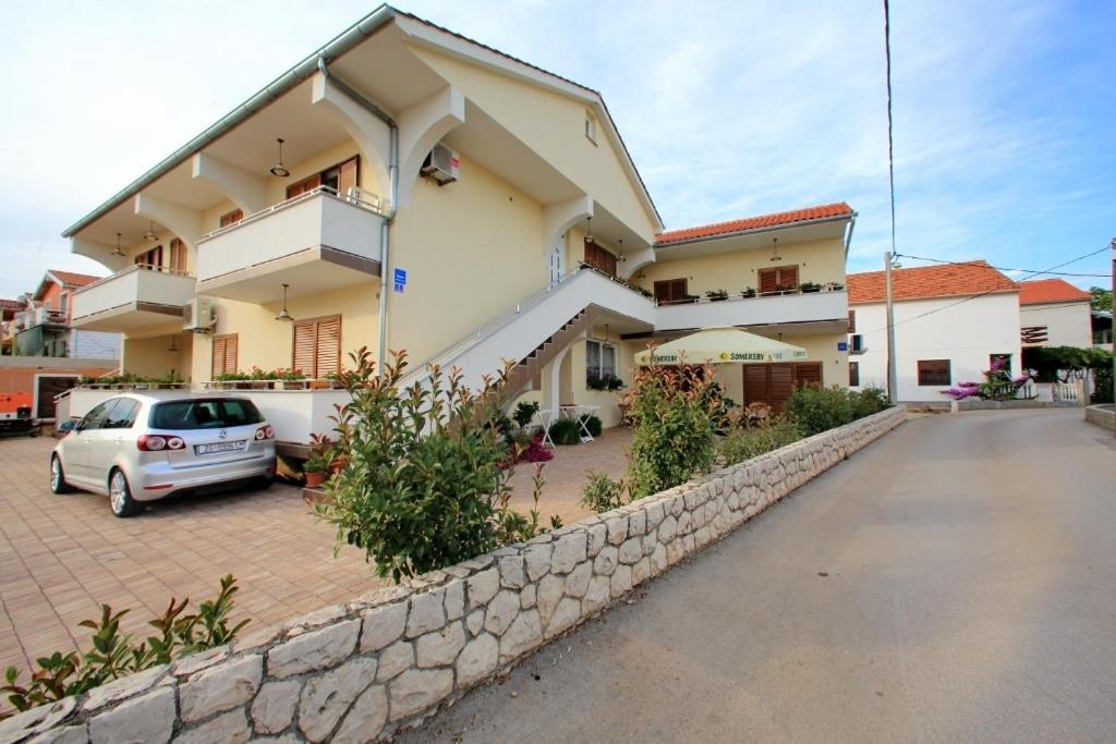 Apartments With A Parking Space Sukosan, Zadar - 16641 Exterior photo